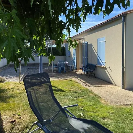 Maison Neuve Proche Avec Jardin, 4 Couchages, Confort - Fr-1-336-15 Holiday home